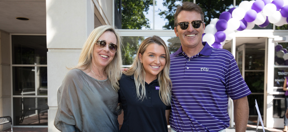 Section Image: Family Weekend