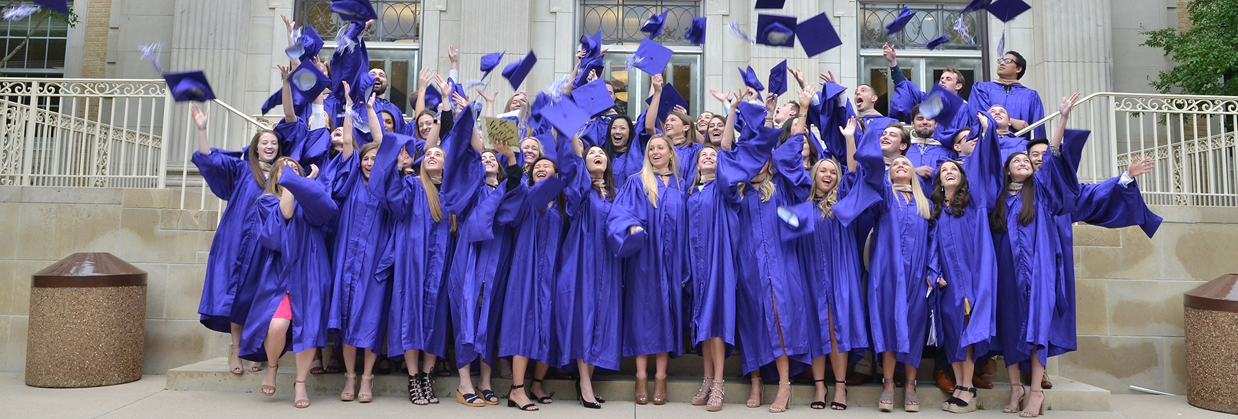 Section Image: Accounting grads 