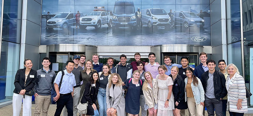 BIS Students at Ford Credit Europe
