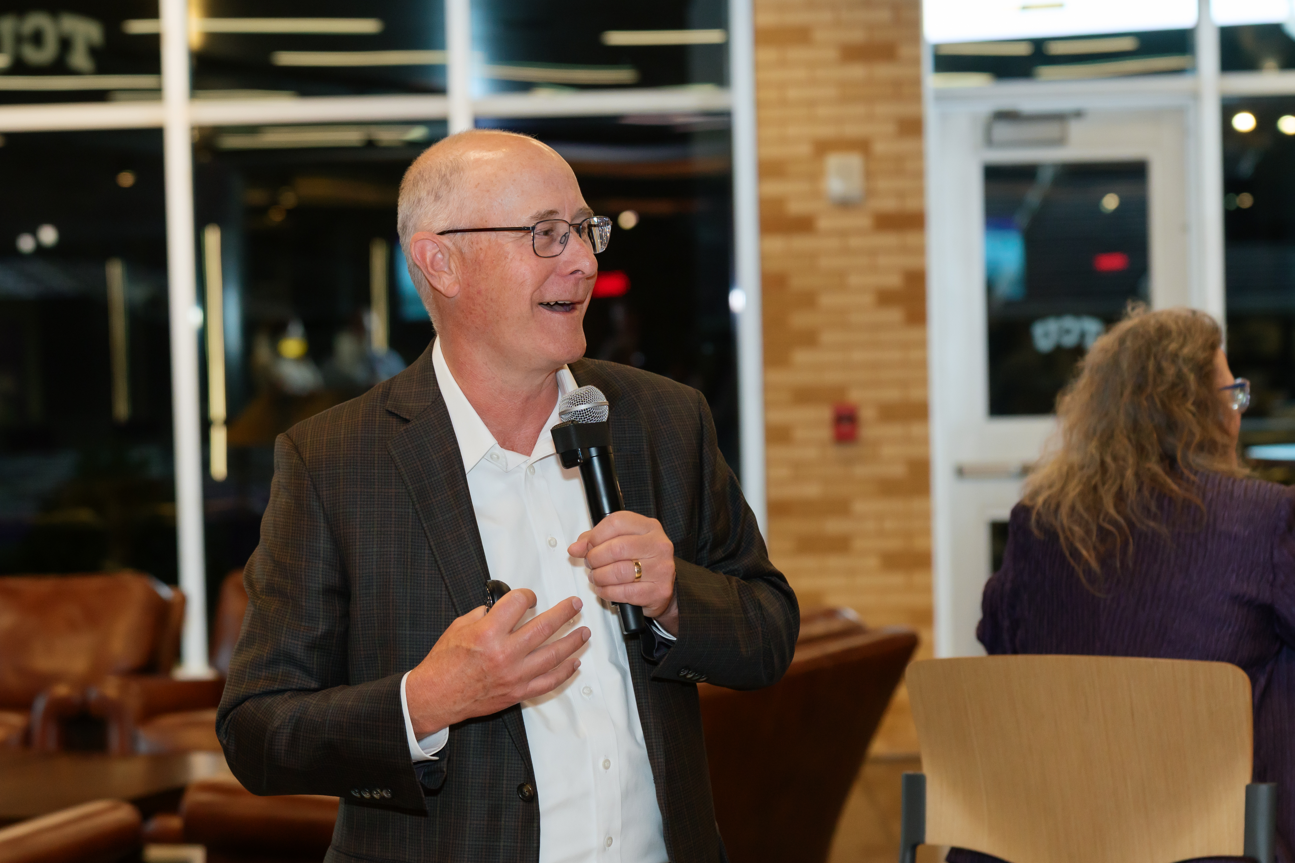 Morgan Swinks speaks at an event for the Center for Supply Chain Innovation. 