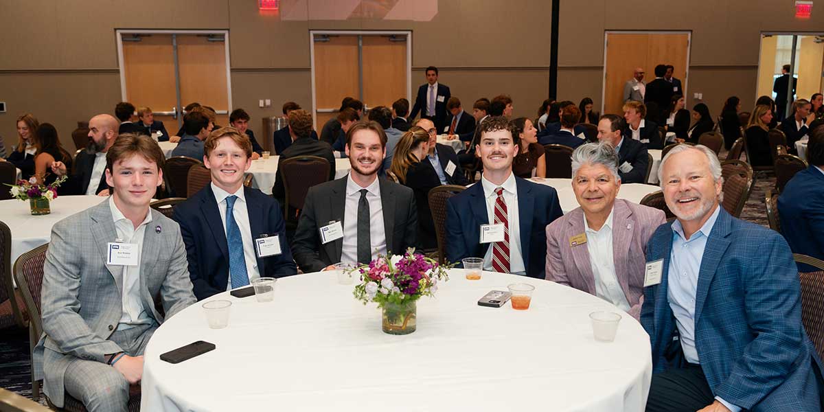Neeley Mentorship Program banquet